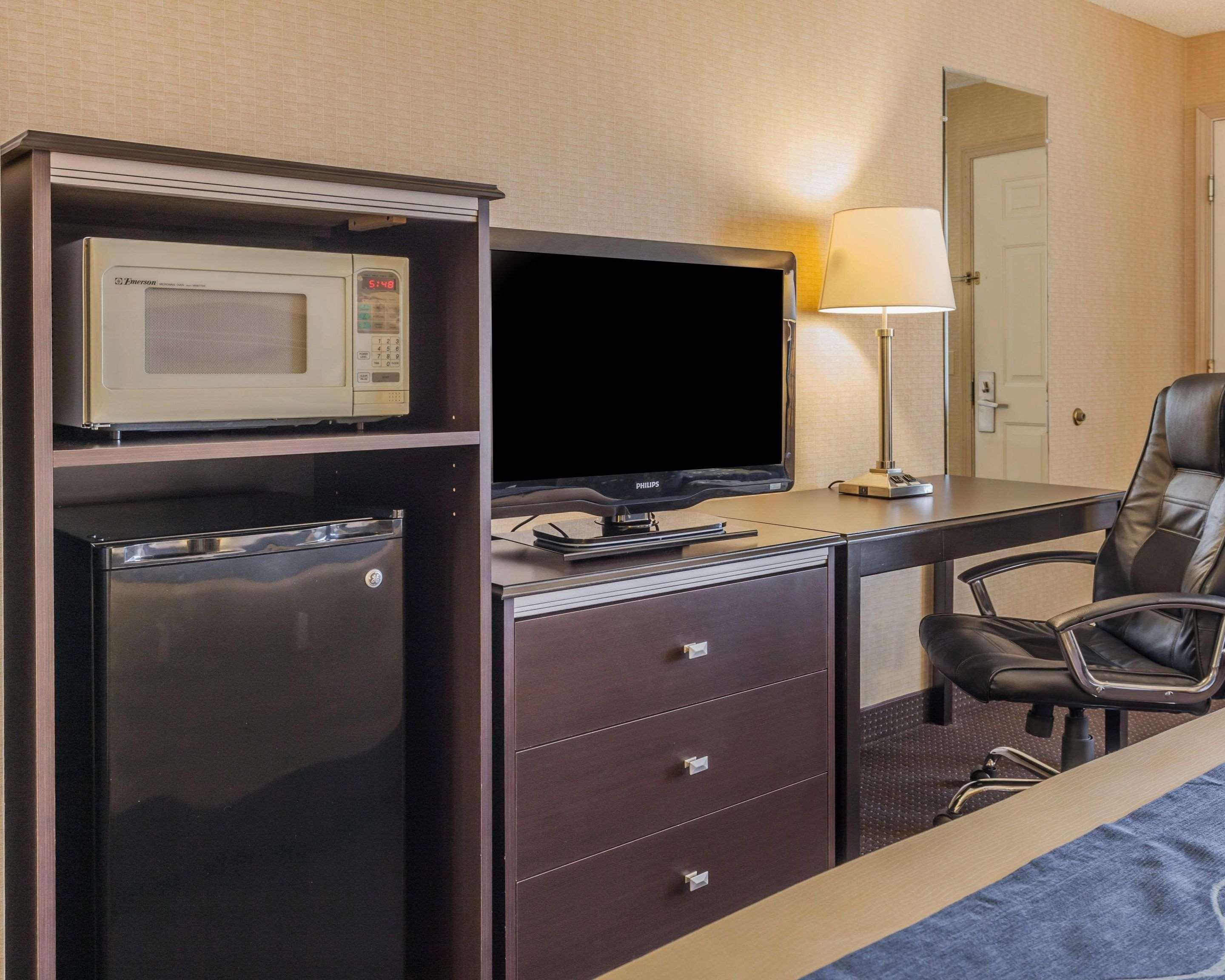 Comfort Inn On The Bay Port Orchard Εξωτερικό φωτογραφία