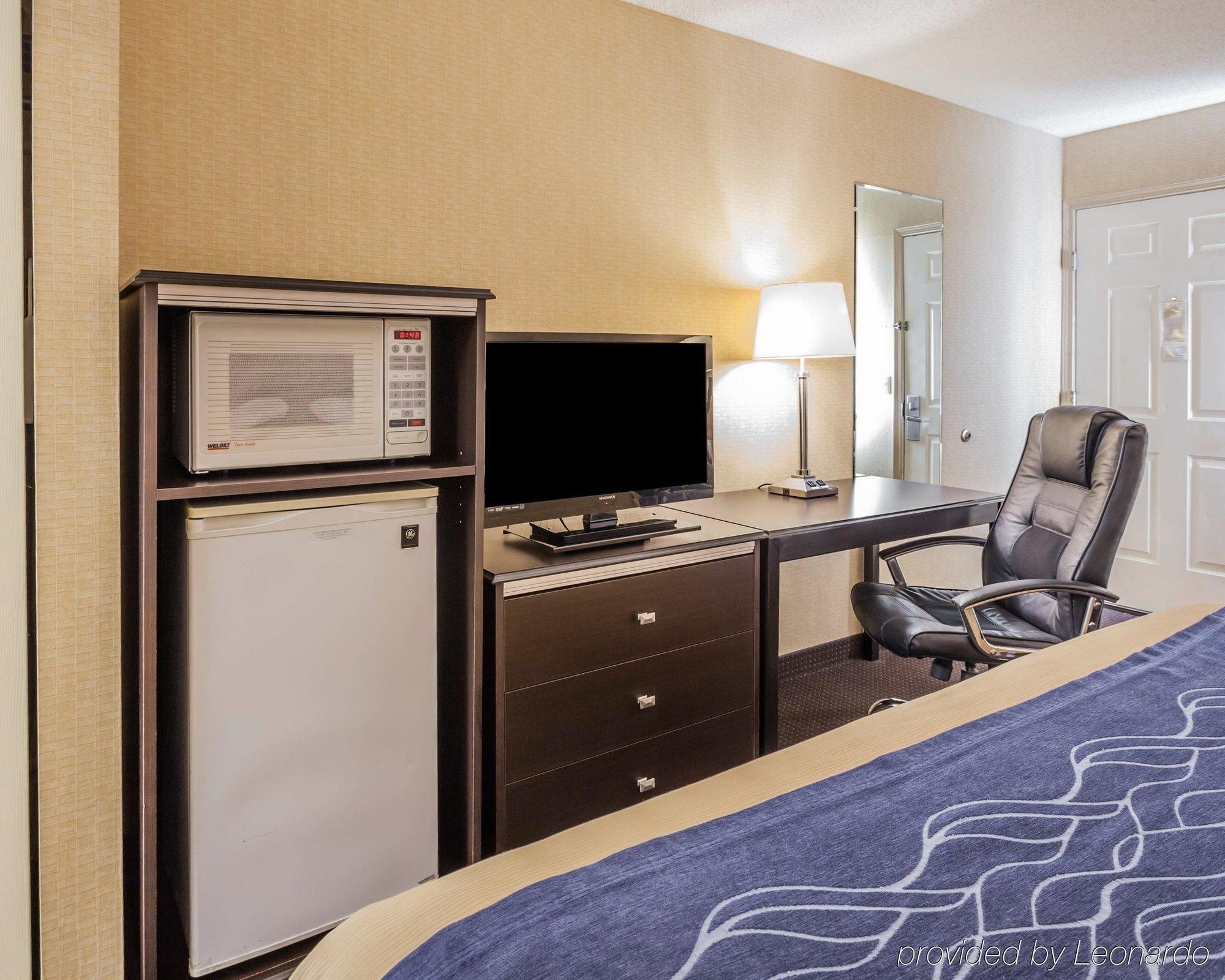 Comfort Inn On The Bay Port Orchard Εξωτερικό φωτογραφία